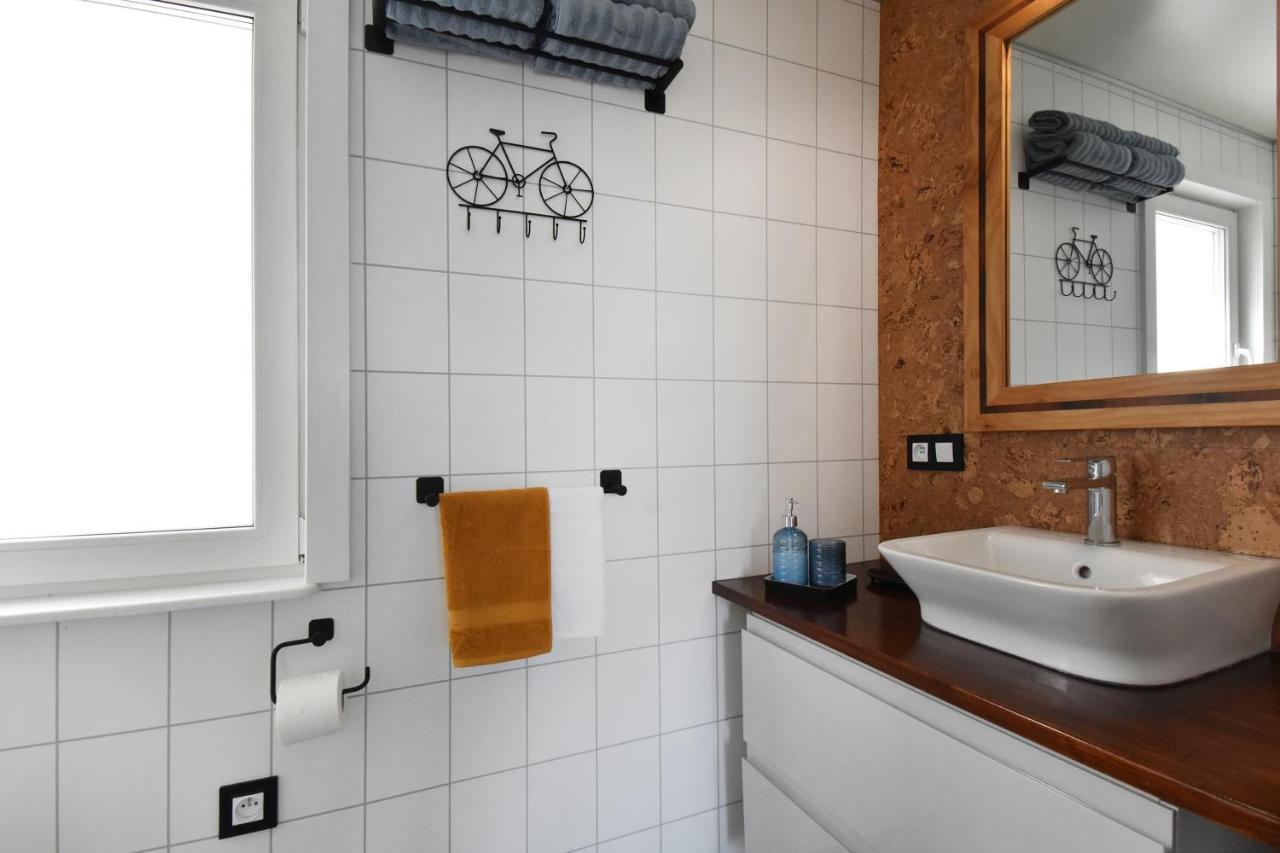 Dadaj Park Home Biskupiec  Eksteriør billede
